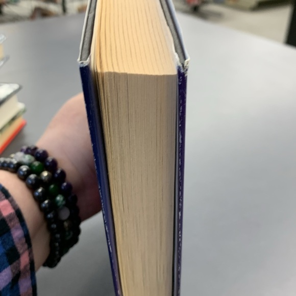 (3 for $20)Unspeakable by Sandra Brown hardcover - Picture 4 of 6